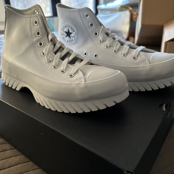 Womens Converse Chuck Taylor All Star Hi Lugged Sneaker - White - Picture 5 of 6